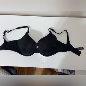 34DD Victorias Secret Bra